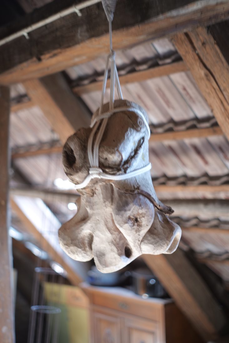 Wood-Bondage — Skulptur & Objekt